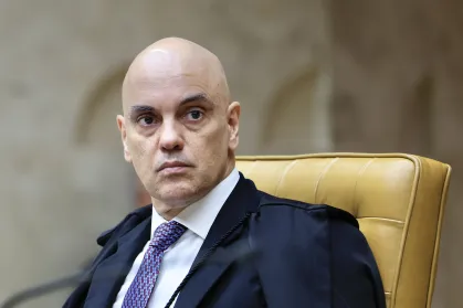 Jornalista americano faz novas denúncias e acusa Moraes de excessos no 8/1 jornalista-americano-faz-novas-denuncias-e-acusa-moraes-de-excessos-no-8/1