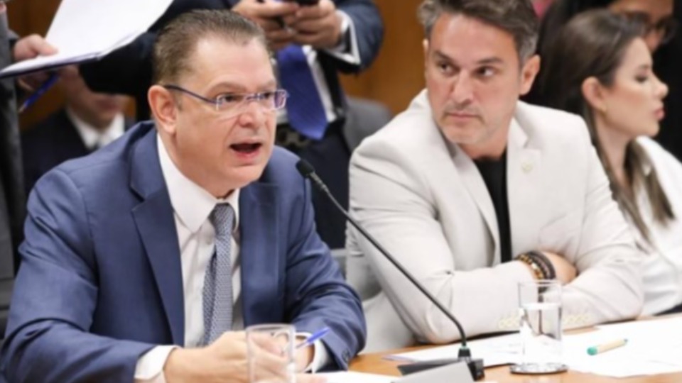 Estratégia da oposição de estrategia-da-oposicao-de
