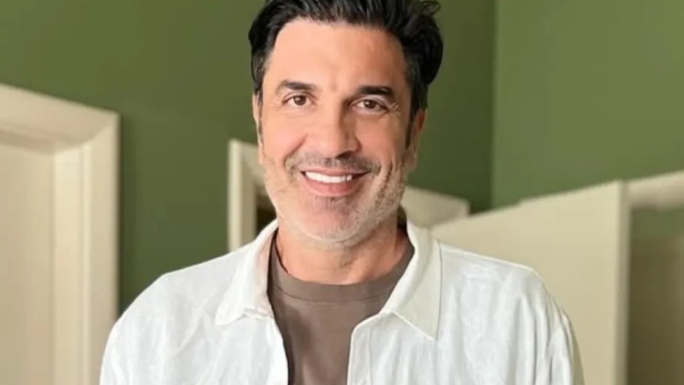 Edu Guedes volta à TV ao lado de Ana Hickmann após cirurgia no pâncreas edu-guedes-volta-a-tv-ao-lado-de-ana-hickmann-apos-cirurgia-no-pancreas