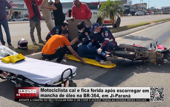 Motociclista cai e fica ferida após escorregar em mancha de óleo na BR 364, em Ji Paraná motociclista-cai-e-fica-ferida-apos-escorregar-em-mancha-de-oleo-na-br-364,-em-ji-parana