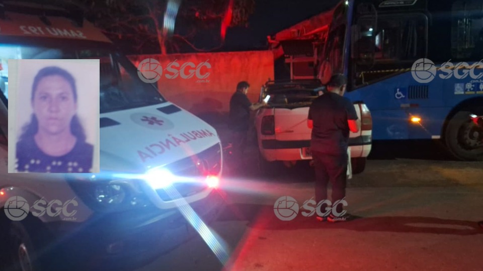 VÍDEO: Mulher morre após grave colisão entre ônibus e carro em Porto Velho video:-mulher-morre-apos-grave-colisao-entre-onibus-e-carro-em-porto-velho