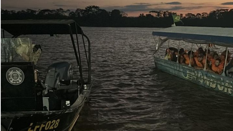 Vídeo: Operação da PF prende foragido e intercepta munições na fronteira com a Bolívia video:-operacao-da-pf-prende-foragido-e-intercepta-municoes-na-fronteira-com-a-bolivia