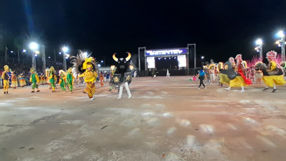 VÍDEO: Boi-Bumbá Diamante Negro leva mensagem de luta e força com tema 'Mulheres Guerreiras' video:-boi-bumba-diamante-negro-leva-mensagem-de-luta-e-forca-com-tema-'mulheres-guerreiras'