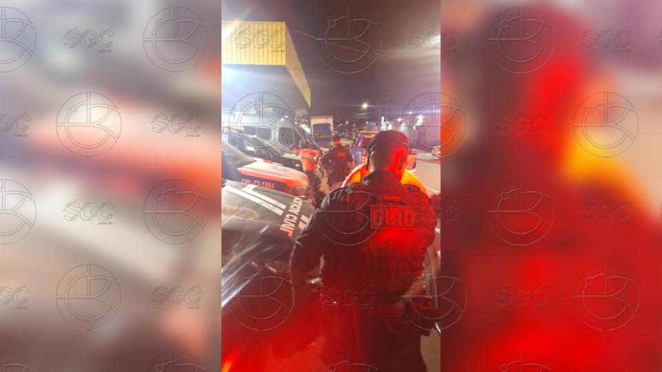 Foragido e homem são presos após roubo e apreensão de moto com restrição foragido-e-homem-sao-presos-apos-roubo-e-apreensao-de-moto-com-restricao