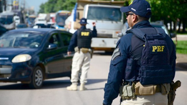 PRF prende 8 pessoas em flagrante neste final de semana em Ariquemes e mais quatro municípios prf-prende-8-pessoas-em-flagrante-neste-final-de-semana-em-ariquemes-e-mais-quatro-municipios