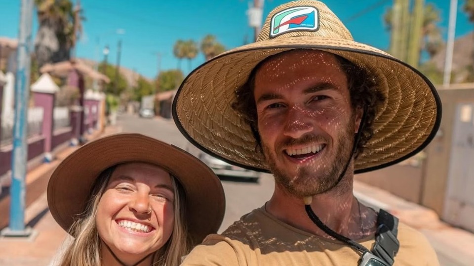 Casal de influenciadores morre após veículo off-road despencar 200 metros casal-de-influenciadores-morre-apos-veiculo-off-road-despencar-200-metros