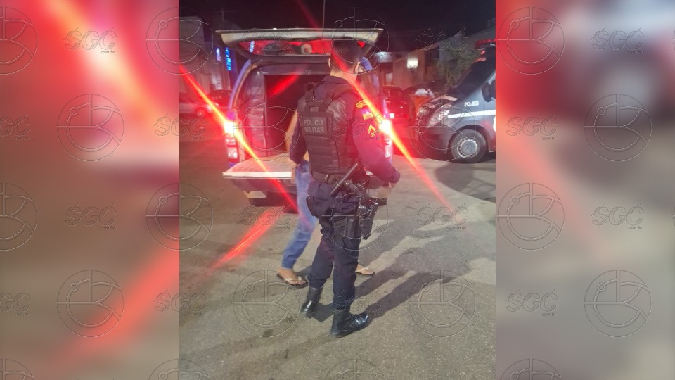 Homem é preso por ameaçar esposa e impedir entrada dela em casa homem-e-preso-por-ameacar-esposa-e-impedir-entrada-dela-em-casa