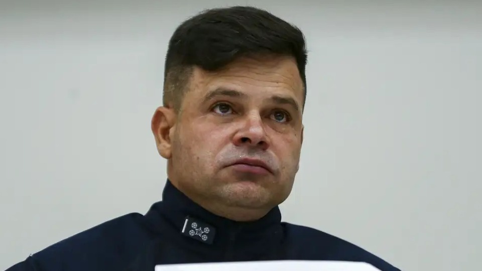 Ex-diretor terá que pagar quase R$ 550 mil por uso político da PRF ex-diretor-tera-que-pagar-quase-r$-550-mil-por-uso-politico-da-prf