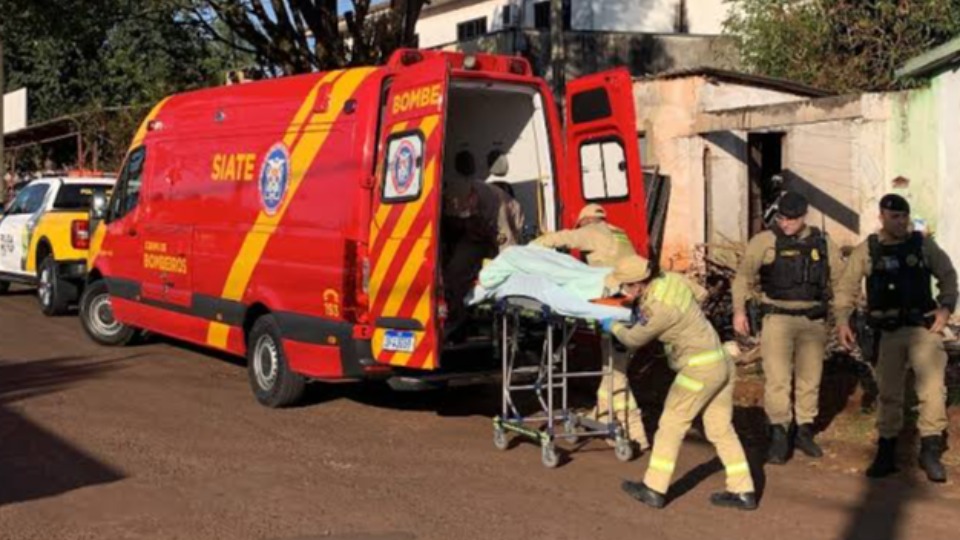 Tio mata sobrinha a facadas e tenta assassinar a própria irmã tio-mata-sobrinha-a-facadas-e-tenta-assassinar-a-propria-irma