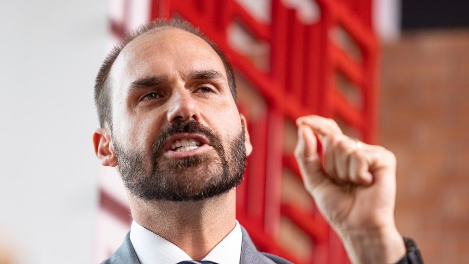 Motta envia ao Conselho de Ética pedidos de cassação de Eduardo motta-envia-ao-conselho-de-etica-pedidos-de-cassacao-de-eduardo