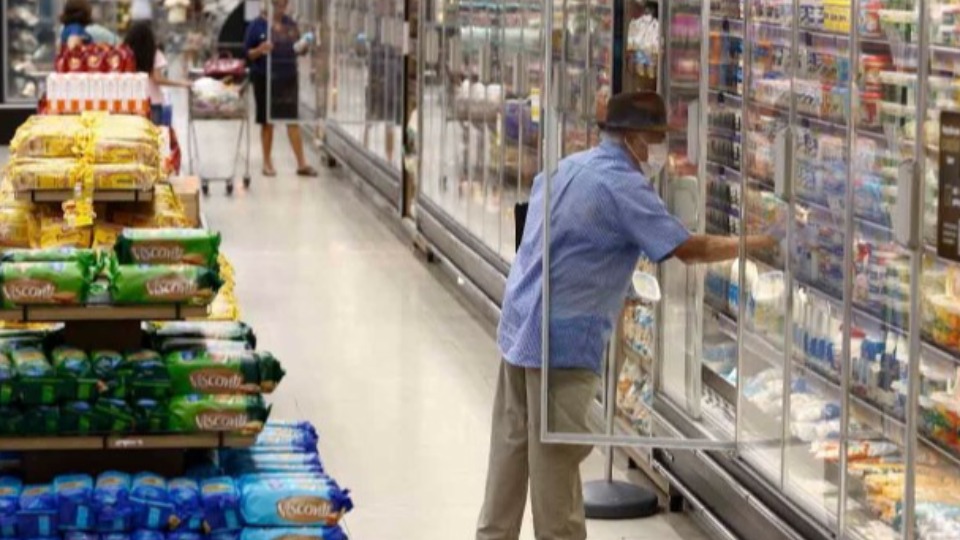 Condições climáticas e dólar contribuem para deflação de alimentos condicoes-climaticas-e-dolar-contribuem-para-deflacao-de-alimentos