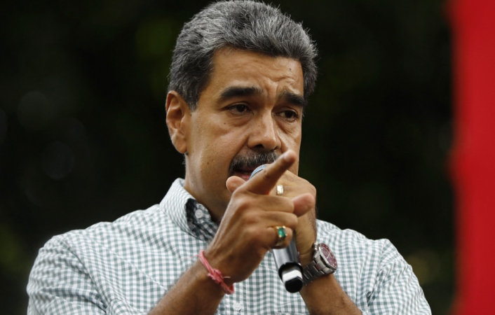 Maduro mobiliza 4,5 milhões de milicianos após ameaças dos EUA maduro-mobiliza-4,5-milhoes-de-milicianos-apos-ameacas-dos-eua