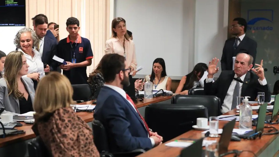 CCJ do Senado aprova novo código eleitoral com 900 artigos ccj-do-senado-aprova-novo-codigo-eleitoral-com-900-artigos