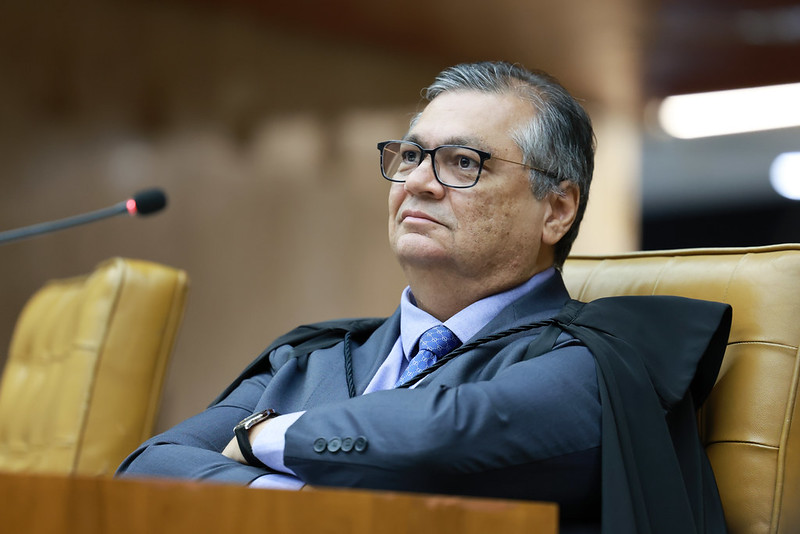 Após queda de ações de bancos, Dino ironiza e diz que “Não sabia que era tão poderoso” apos-queda-de-acoes-de-bancos,-dino-ironiza-e-diz-que-“nao-sabia-que-era-tao-poderoso”