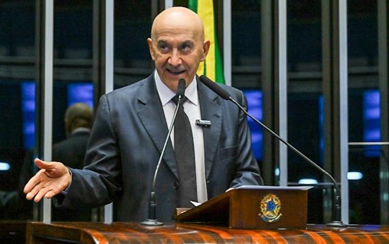 Confúcio Moura quer frear publicidade em jogos infantis e proteger crianças no ambiente digital confucio-moura-quer-frear-publicidade-em-jogos-infantis-e-proteger-criancas-no-ambiente-digital