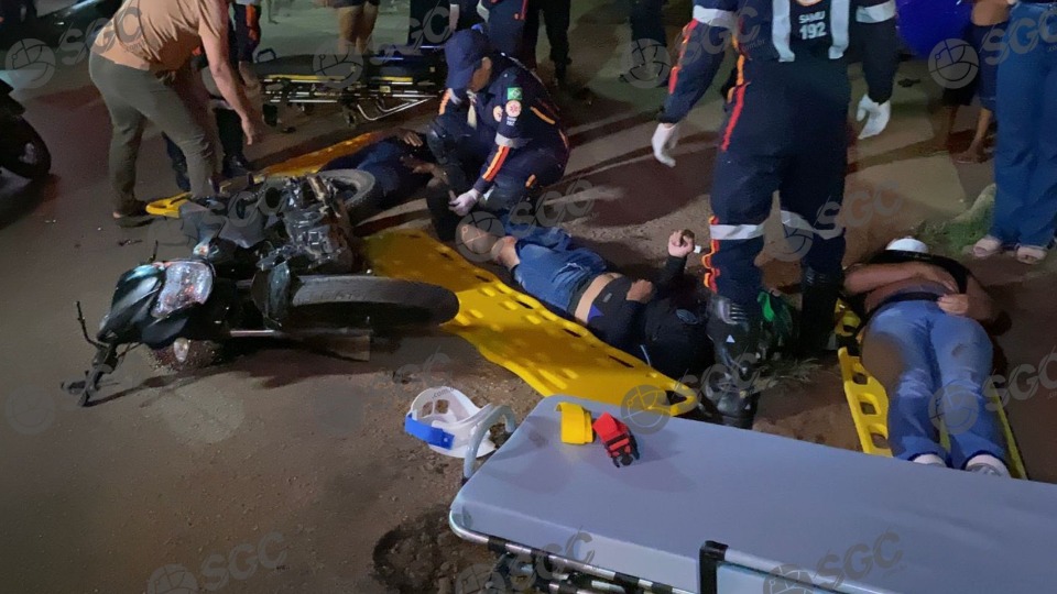 Colisão entre motocicletas deixa três pessoas feridas na zona Leste colisao-entre-motocicletas-deixa-tres-pessoas-feridas-na-zona-leste