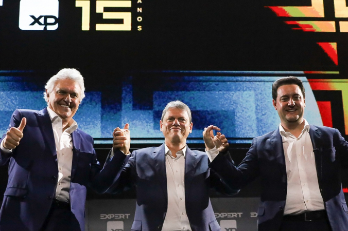Entenda como o cerco da PF e do STF sobre Bolsonaro mexe com o tabuleiro político para 2026 entenda-como-o-cerco-da-pf-e-do-stf-sobre-bolsonaro-mexe-com-o-tabuleiro-politico-para-2026