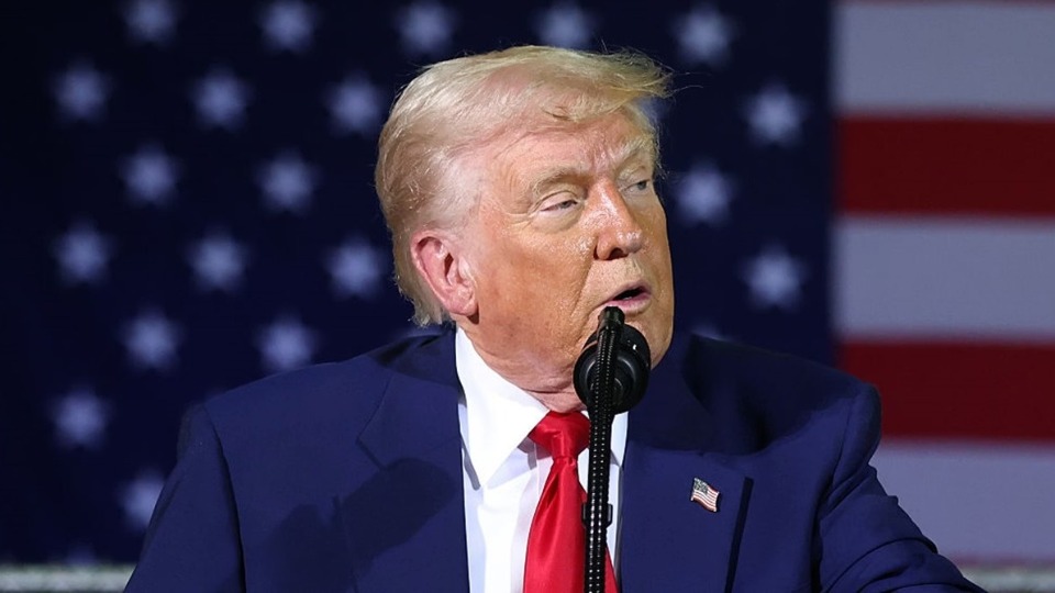 Trump ameaça com tarifa de 200% se China não fornecer ímãs aos EUA trump-ameaca-com-tarifa-de-200%-se-china-nao-fornecer-imas-aos-eua