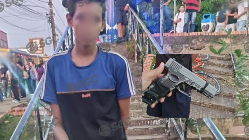 Vídeo: Adolescente é detido com arma falsa no centro de Porto Velho video:-adolescente-e-detido-com-arma-falsa-no-centro-de-porto-velho