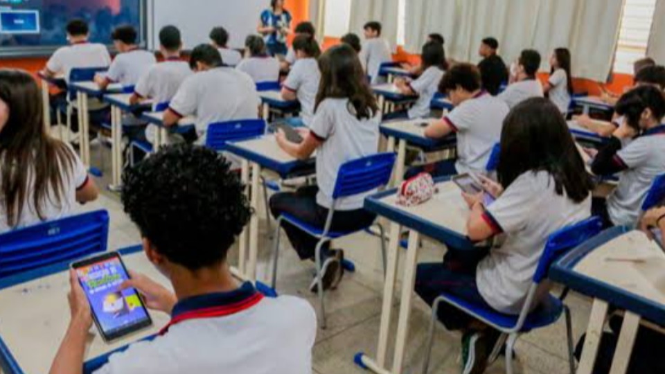 Greve na educação em Rondônia chega ao fim e aulas devem retornar nesta quarta-feira (27) greve-na-educacao-em-rondonia-chega-ao-fim-e-aulas-devem-retornar-nesta-quarta-feira-(27)
