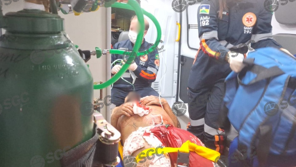 Aluno é esfaqueado em frente à escola em Porto Velho aluno-e-esfaqueado-em-frente-a-escola-em-porto-velho