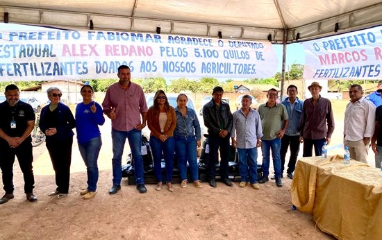 Emenda do deputado Alex Redano garante entrega de 5 toneladas de fertilizantes em Costa Marques emenda-do-deputado-alex-redano-garante-entrega-de-5-toneladas-de-fertilizantes-em-costa-marques
