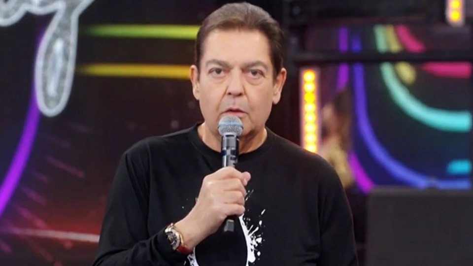 Fausto Silva recebe alta depois de passar por transplantes fausto-silva-recebe-alta-depois-de-passar-por-transplantes