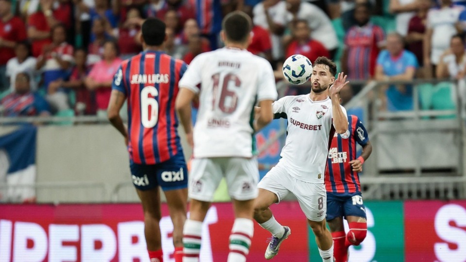 Fluminense não aproveita chances, sofre gol no fim e perde para o Bahia fluminense-nao-aproveita-chances,-sofre-gol-no-fim-e-perde-para-o-bahia