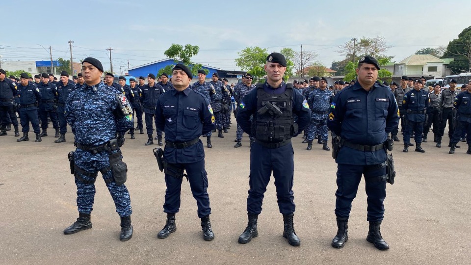 Polícia Militar realiza solenidade e homenageia policiais por destaque operacional em Rondônia policia-militar-realiza-solenidade-e-homenageia-policiais-por-destaque-operacional-em-rondonia