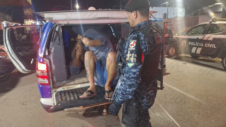 Polícia prende três homens e uma mulher por tráfico na zona Leste policia-prende-tres-homens-e-uma-mulher-por-trafico-na-zona-leste