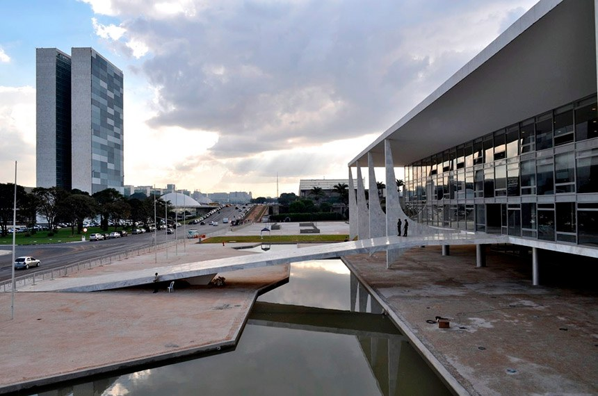 Governo Lula reserva R$ 40,8 bilhões no Orçamento de 2026 para emendas parlamentares governo-lula-reserva-r$-40,8-bilhoes-no-orcamento-de-2026-para-emendas-parlamentares