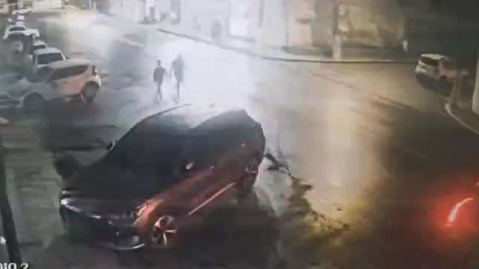 Vídeo: Policial é morto a tiros após sair de igreja video:-policial-e-morto-a-tiros-apos-sair-de-igreja