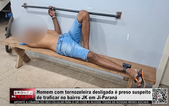 Homem com tornozeleira desligada é preso suspeito de traficar no bairro JK em Ji Paraná homem-com-tornozeleira-desligada-e-preso-suspeito-de-traficar-no-bairro-jk-em-ji-parana