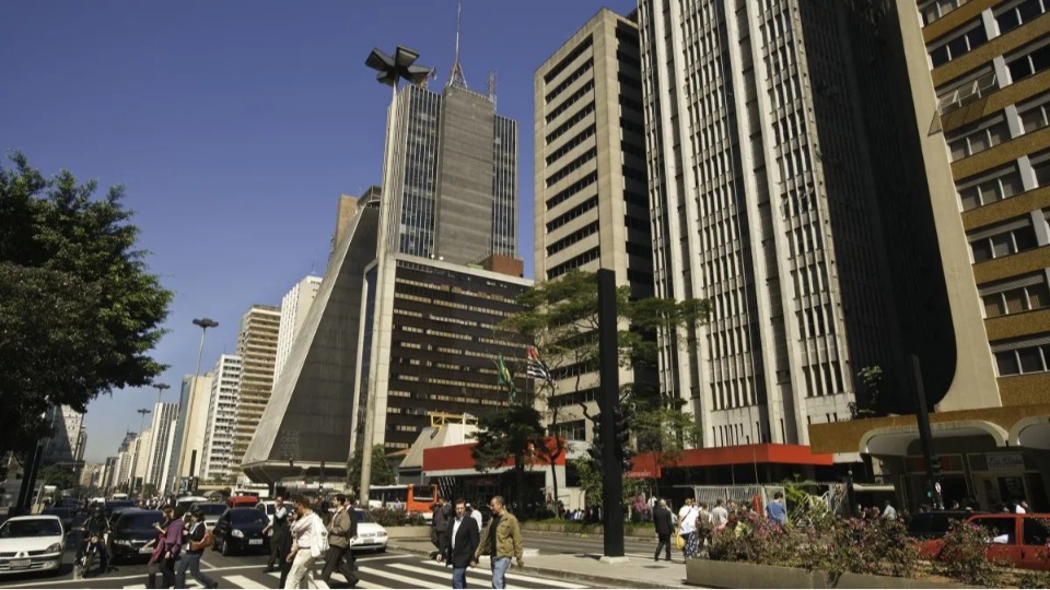 Brasil tem 213,4 milhões de habitantes, mostram novos dados do IBGE brasil-tem-213,4-milhoes-de-habitantes,-mostram-novos-dados-do-ibge