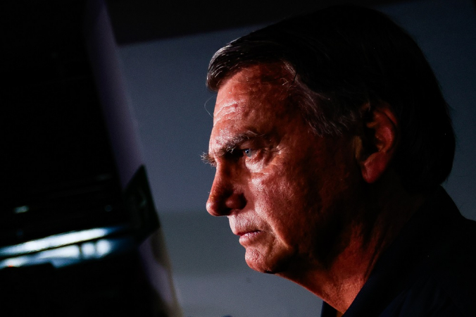 Exército proíbe manifestações em quartéis durante julgamento de Bolsonaro exercito-proibe-manifestacoes-em-quarteis-durante-julgamento-de-bolsonaro