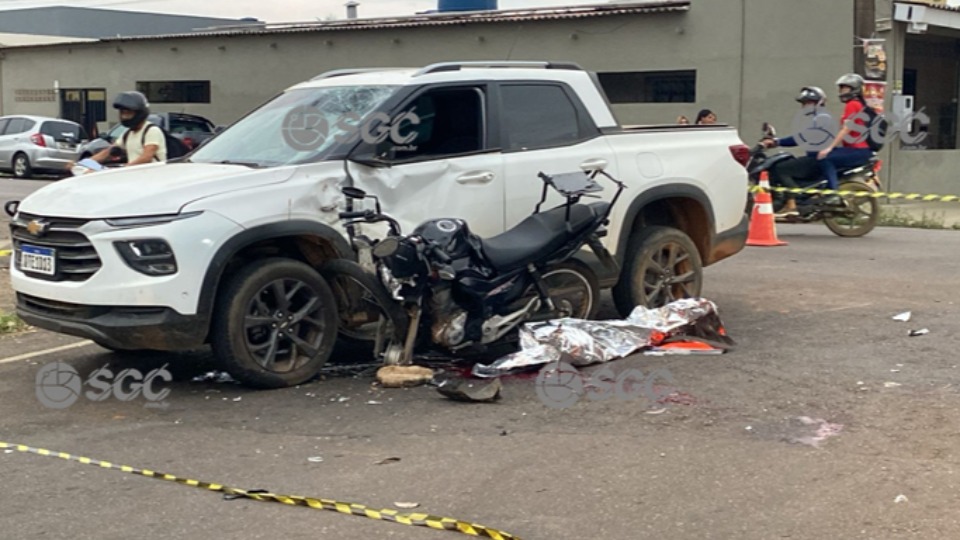 VÍDEO: Grave acidente mata motociclista na região central de Porto Velho video:-grave-acidente-mata-motociclista-na-regiao-central-de-porto-velho