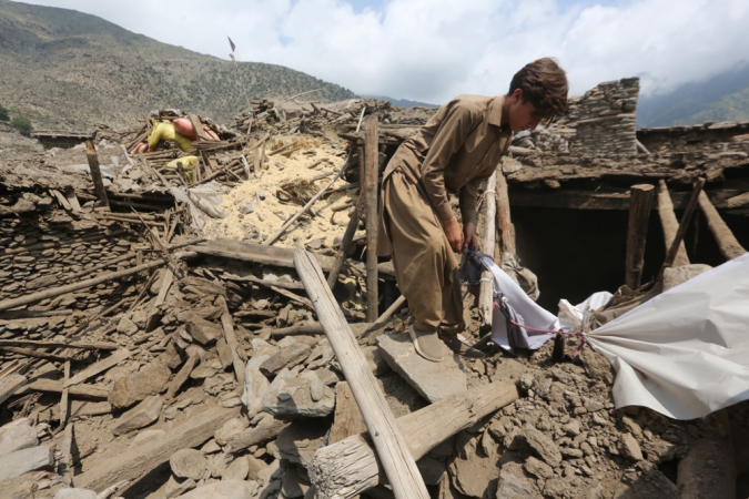 Mais de 2.200 mortos em terremoto no Afeganistão, diz novo balanço oficial mais-de-2.200-mortos-em-terremoto-no-afeganistao,-diz-novo-balanco-oficial