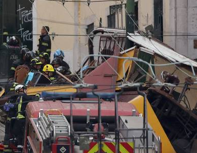 Bondinho descarrilha em Lisboa e mata ao menos 17 bondinho-descarrilha-em-lisboa-e-mata-ao-menos-17