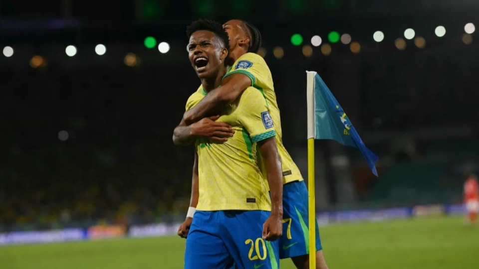 Com belos gols, Brasil vence Chile e segue invicto na Era Ancelotti com-belos-gols,-brasil-vence-chile-e-segue-invicto-na-era-ancelotti