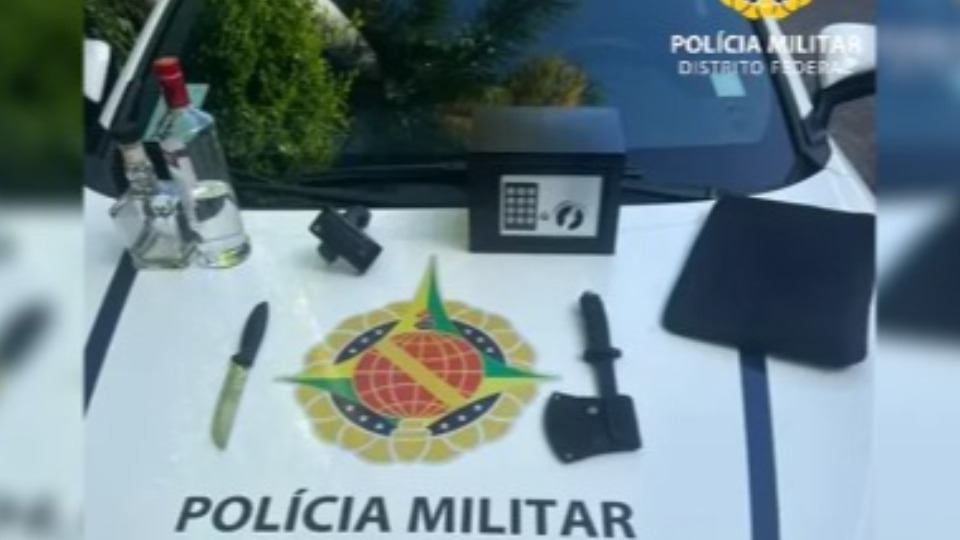 Mulher resgatada de cárcere privado era ameaçada com machadinha mulher-resgatada-de-carcere-privado-era-ameacada-com-machadinha