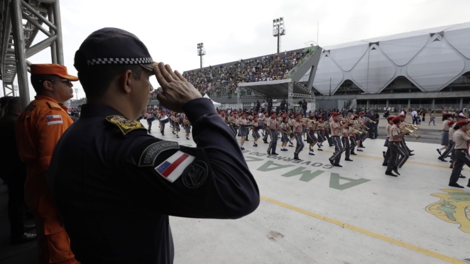 Cerca de 4 mil alunos dos Colégios Militares da PMAM desfilam na solenidade de 5 de setembro cerca-de-4-mil-alunos-dos-colegios-militares-da-pmam-desfilam-na-solenidade-de-5-de-setembro