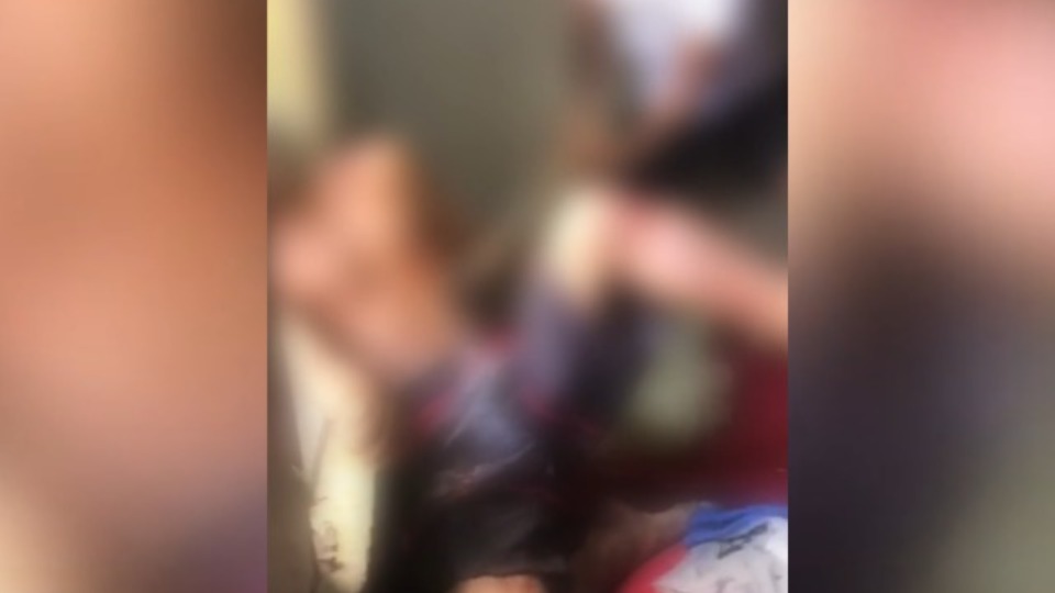 VÍDEO: suspeito de roubo recebe video:-suspeito-de-roubo-recebe