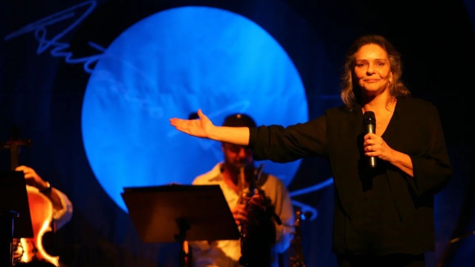 Morre Angela Ro Ro, aos 75 anos morre-angela-ro-ro,-aos-75-anos