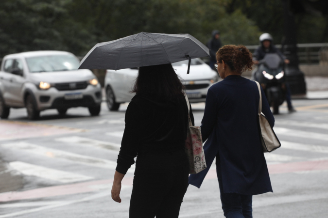 Ciclone e frente fria levam temporais ao Sul e Sudeste ciclone-e-frente-fria-levam-temporais-ao-sul-e-sudeste