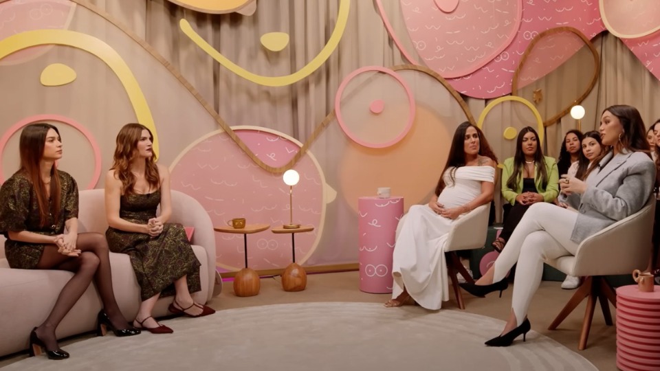 Mulher entra em trabalho de parto durante gravação de videocast de Thaila Ayala e Julia Faria mulher-entra-em-trabalho-de-parto-durante-gravacao-de-videocast-de-thaila-ayala-e-julia-faria