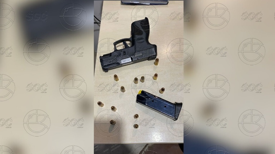 Servidores da Sesai são detidos com arma em veículo oficial na BR-364 servidores-da-sesai-sao-detidos-com-arma-em-veiculo-oficial-na-br-364