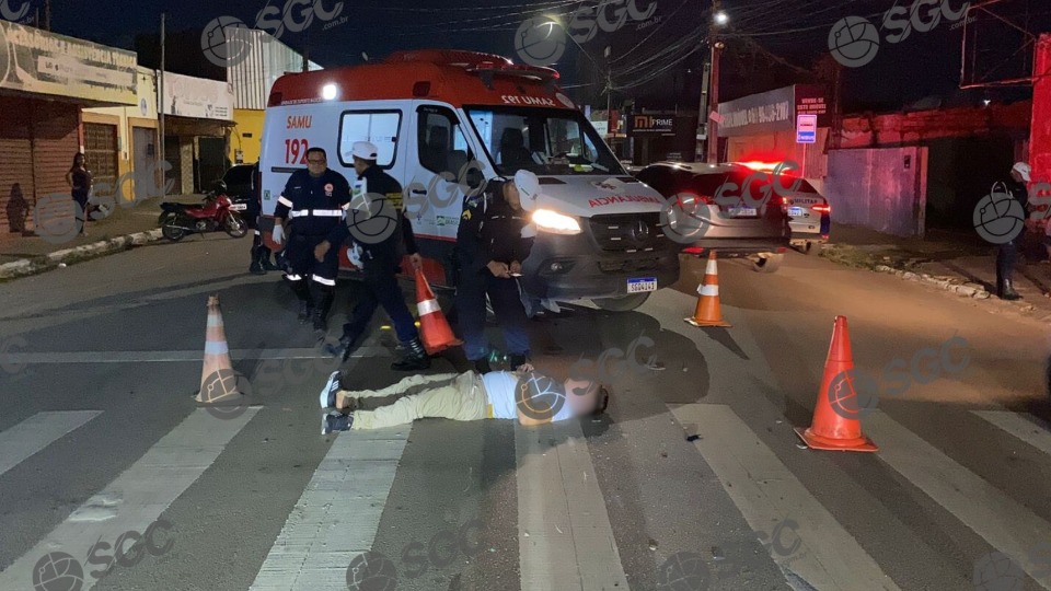 motociclista-sofre-escoriacoes-apos-ser-atingido-por-carro-na-zona-sul