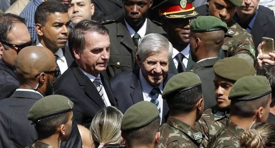 MP pede ao TCU suspensão dos salários de Bolsonaro e militares condenados mp-pede-ao-tcu-suspensao-dos-salarios-de-bolsonaro-e-militares-condenados
