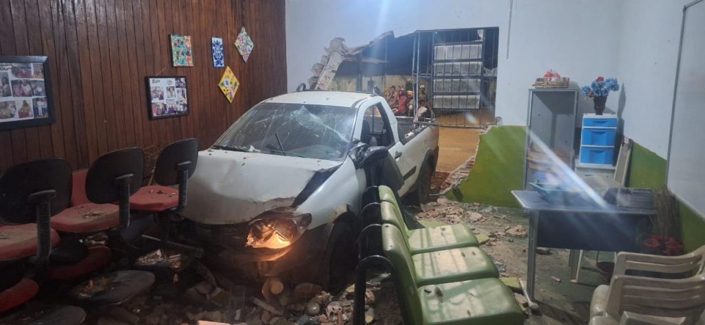 motorista-embriagada-invade-associacao-de-idosos-em-porto-velho