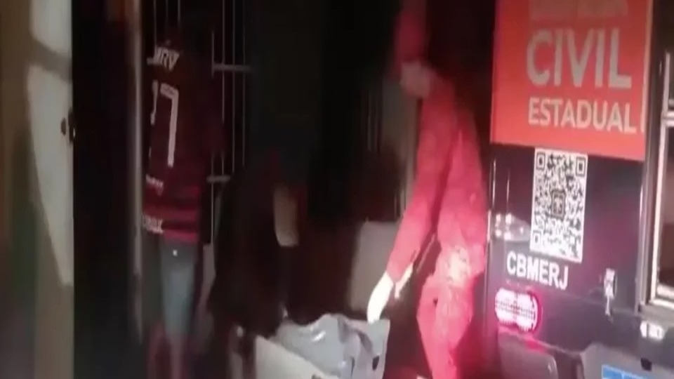 Mulher é assassinada a machadadas; marido está preso pelo feminicídio mulher-e-assassinada-a-machadadas;-marido-esta-preso-pelo-feminicidio